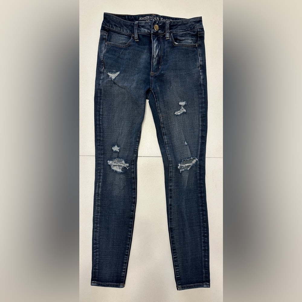 American Eagle Outfitters Hi-Rise Jegging Jeans - Size 6 (Regular Length)